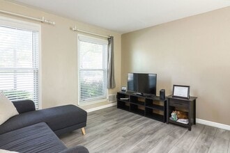 21S S Fernwood Dr in Bolingbrook, IL - Building Photo - Building Photo