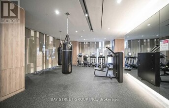 27-1527 Bathurst St in Toronto, ON - Building Photo - Building Photo