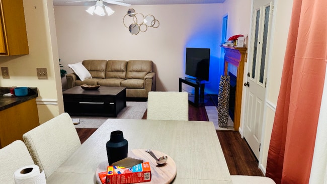 property at 3409 Summerfield Dr