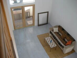 1948 S Holt Ave in Los Angeles, CA - Building Photo - Building Photo