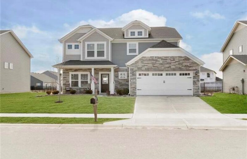 875 Ventura Dr in Westfield, IN - Building Photo