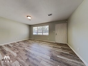 921 27th Ave N in Hueytown, AL - Building Photo - Building Photo