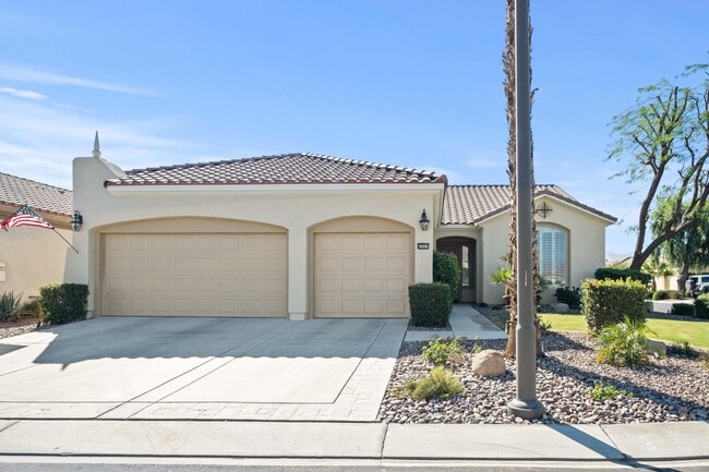 80097 Avenida Olivia in Indio, CA - Foto de edificio - Building Photo