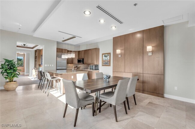 property at 428 9th St S