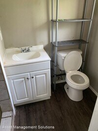 3024 Hillside Dr photo'
