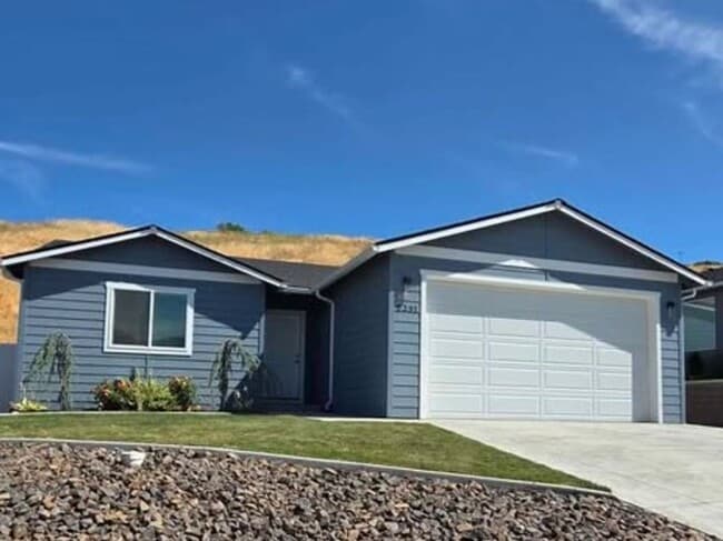 property at 2391 SE Sage Brk Rd