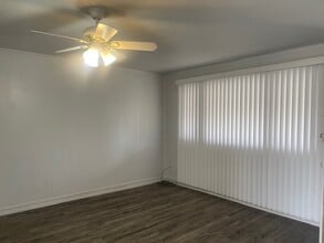 914 Grandview Ave in Kingman, AZ - Building Photo - Building Photo