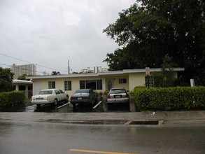 700 N Riverside Dr in Pompano Beach, FL - Building Photo - Building Photo