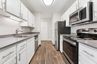 Clermont in Portland, OR - Building Photo