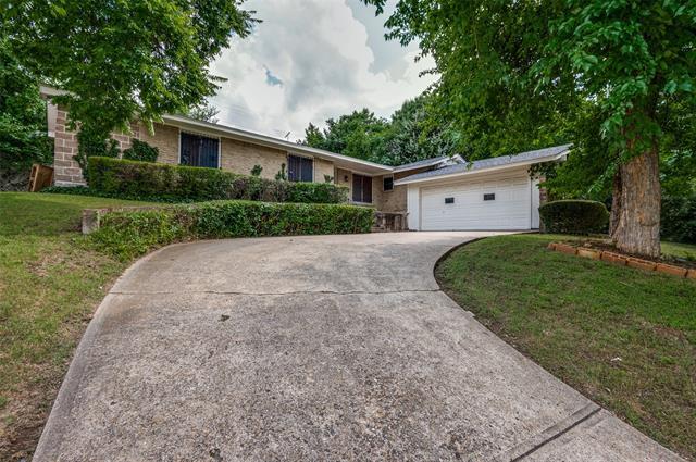 property at 3346 Willow Crest Ln