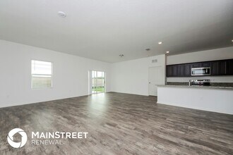 146 Hidden Lk Lp in Haines City, FL - Building Photo - Building Photo