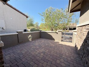 469 Cadence View Way in Henderson, NV - Foto de edificio - Building Photo