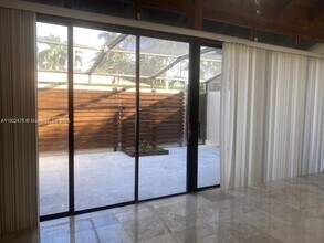 8129 SW 86th Terrace in Miami, FL - Building Photo - Building Photo