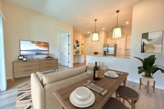 Kempton Apartments in Columbus, OH - Foto de edificio - Building Photo