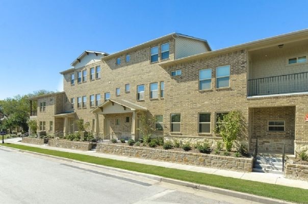 Village East Apartments in Fort Worth, TX - Building Photo