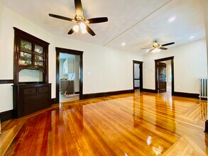 85 Albion St, Unit 2 in Medford, MA - Building Photo - Building Photo