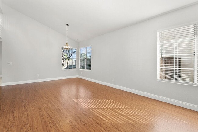 20 Coralwind in Aliso Viejo, CA - Building Photo - Building Photo
