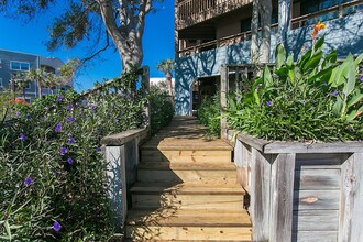 210 Ocean Hibiscus Dr in St. Augustine, FL - Building Photo - Building Photo