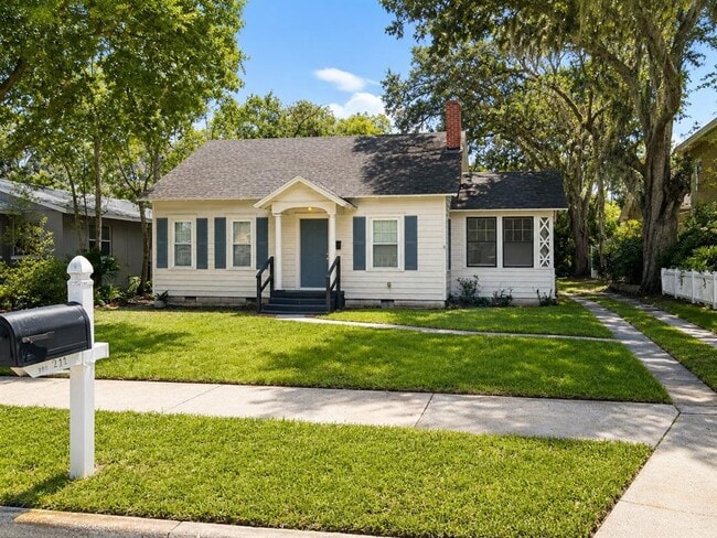 property at 211 N Highland Ave