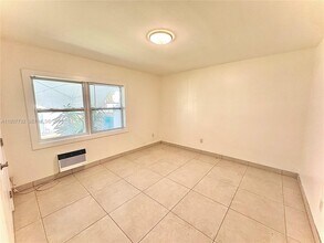 1711 Fillmore St in Hollywood, FL - Building Photo - Building Photo