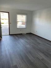 4163 W Ridge Rd in Erie, PA - Building Photo - Building Photo