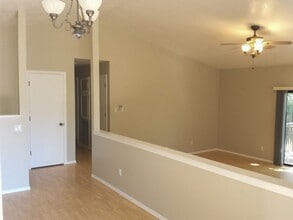 1757 Kildare Dr in Redding, CA - Building Photo - Building Photo