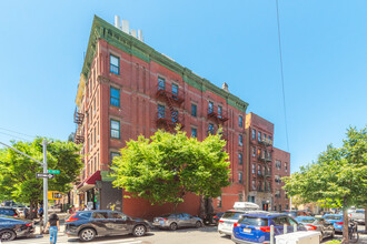 317 Alexander Ave in Bronx, NY - Building Photo - Building Photo