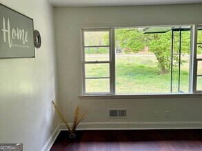 1322 S Hicks Cir NW in Conyers, GA - Building Photo - Building Photo