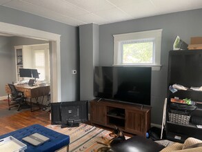 1541 Hopkins Ave in Lakewood, OH - Building Photo - Building Photo