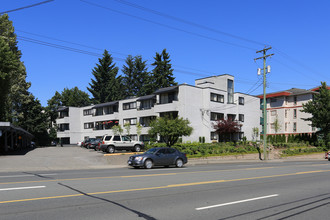 Village Apartments in Abbotsford, BC - Building Photo - Primary Photo