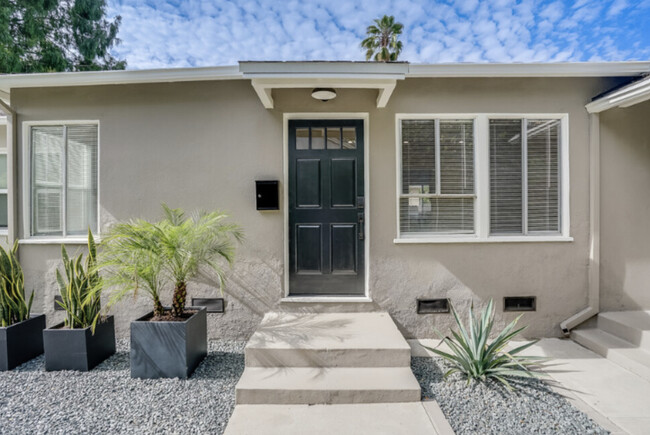 4244 Tujunga Ave, Unit 4244