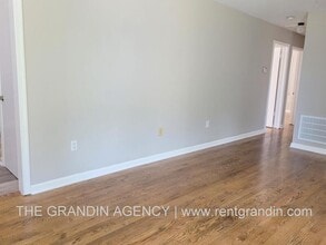 4930 Florist Rd in Roanoke, VA - Building Photo - Building Photo