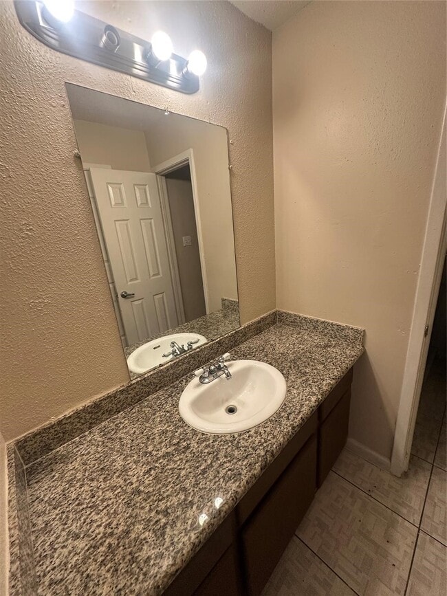 12654 Ashford Meadow Dr in Houston, TX - Building Photo - Building Photo