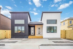 422 E 41st St in Houston, TX - Building Photo