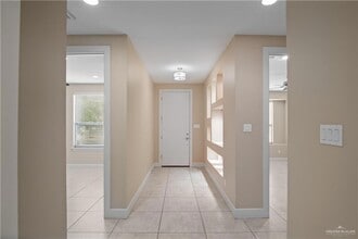 1405 Ozark Ave in McAllen, TX - Building Photo - Building Photo