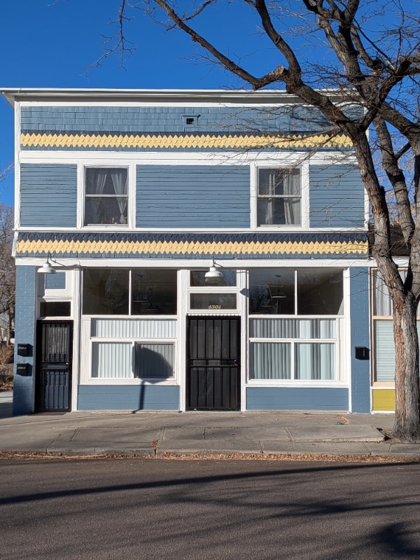 4301 Yates St in Denver, CO - Foto de edificio - Building Photo
