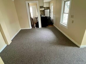 29 Pine St, Unit 1 in Bath, ME - Building Photo - Building Photo