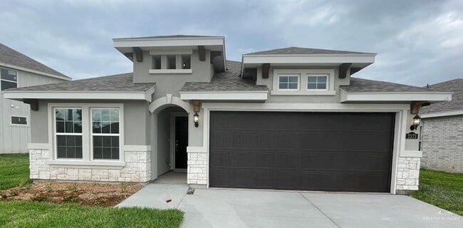 property at 4 Grove Ln