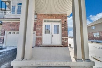 27 Gourlay Farm Ln in North Dumfries, ON - Building Photo - Building Photo