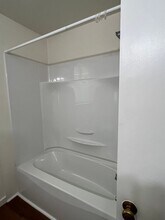 925-931 Mitchell St in Klamath Falls, OR - Building Photo - Building Photo