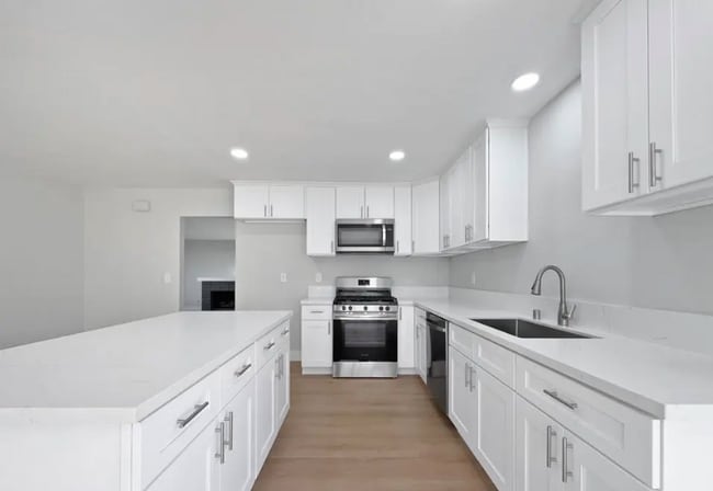 25443 Vía Labrada in Santa Clarita, CA - Foto de edificio - Building Photo