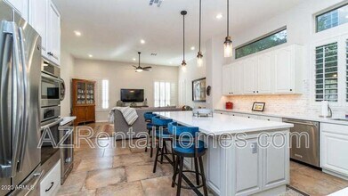 1883 E Dava Dr in Tempe, AZ - Building Photo - Building Photo