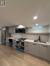 229 Spring Gate Blvd in Vaughan, ON - Building Photo - Building Photo