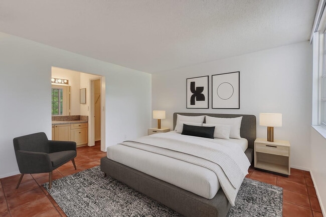 9481 Evergreen Pl in Davie, FL - Building Photo - Building Photo