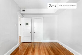 Private bedroom in 4 bed/2 bath Home in Boston, MA - Building Photo - Building Photo