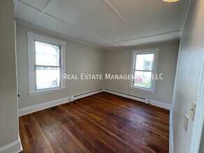 4 Bellevue St, Unit 1 in Winslow, ME - Building Photo - Building Photo