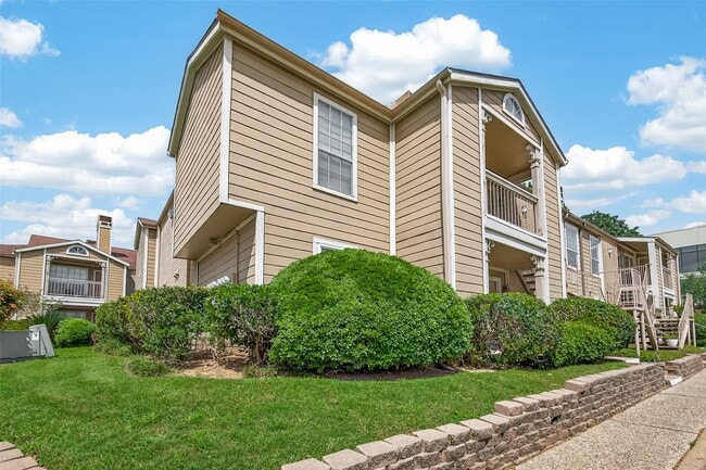 property at 1860 White Oak Dr