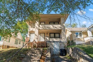 5342 Park Ave in Kansas City, MO - Building Photo