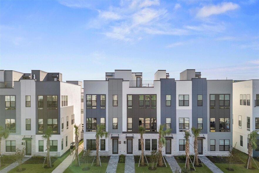 2311 Brix St in Orlando, FL - Foto de edificio