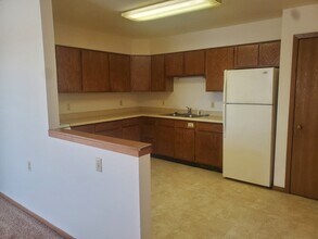 220 Brookwood Dr, Unit 111 in Mount Horeb, WI - Building Photo - Building Photo